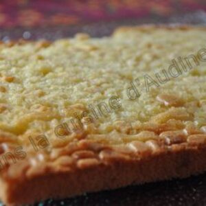 Gâteau aux pépites de chocolat blanc