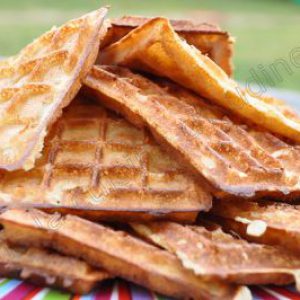 Gaufres au cidre, pommes poêlées et confiture de lait