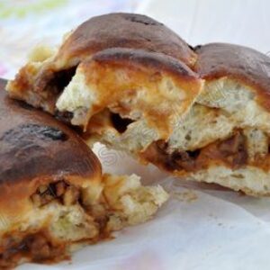 Brioche au caramel beurre salé et aux noix de pecan